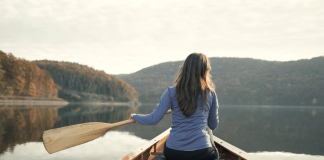 Découvrez les bienfaits du canoë-kayak pour corps et esprit Découvrez les bienfaits du canoë-kayak pour corps et esprit