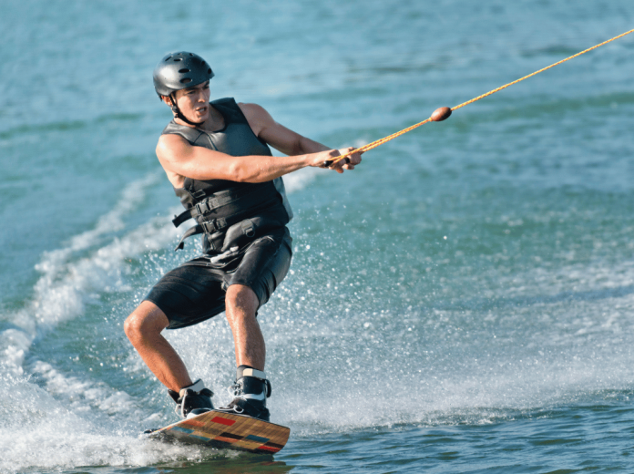 wakeboard-techniques-astuces-conseils-débutants wakeboard-techniques-astuces-conseils-débutants