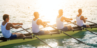 Maîtrisez l’aviron : conseils et bienfaits d’un sport complet Maîtrisez l’aviron : conseils et bienfaits d’un sport complet