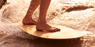 Guide complet pour débuter et progresser en skimboard Guide complet pour débuter et progresser en skimboard