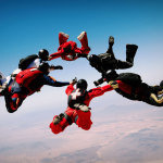 Découvrir le parachutisme : sensations fortes et liberté absolue Découvrir le parachutisme : sensations fortes et liberté absolue