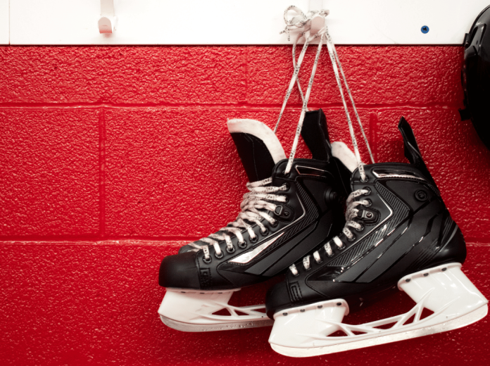 Choisir les meilleurs patins de hockey sur glace adaptés