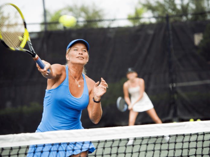 Stratégies gagnantes pour briller en tennis en double