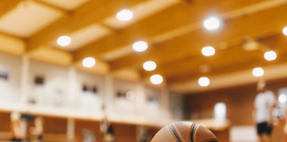 Meilleurs ballons de basketball recommandés pour tous les niveaux Meilleurs ballons de basketball recommandés pour tous les niveaux