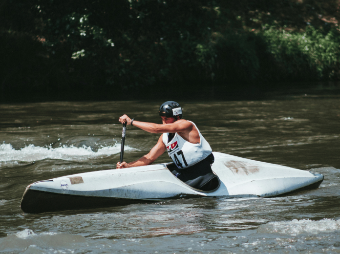 canoe-kayak canoë-kayak
