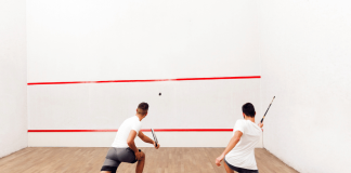 Squash double : règles, techniques et conseils pour gagner Squash double