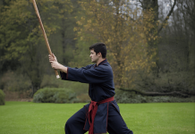 Bâton Français : Améliorez Votre Technique et Performance Sportive Bâton Français