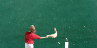 Maîtrisez la Basque Pelota : Techniques et Astuces Essentielles Pelote Basque