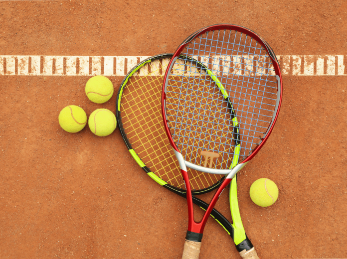 Comment choisir une raquette de tennis débutant et progresser vite